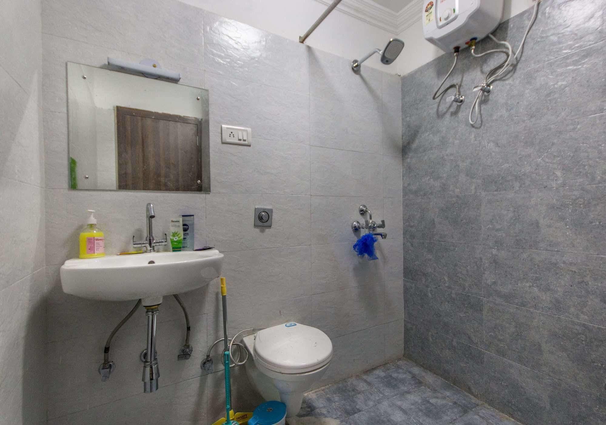 Bunk Hostel Delhi نيودلهي المظهر الخارجي الصورة