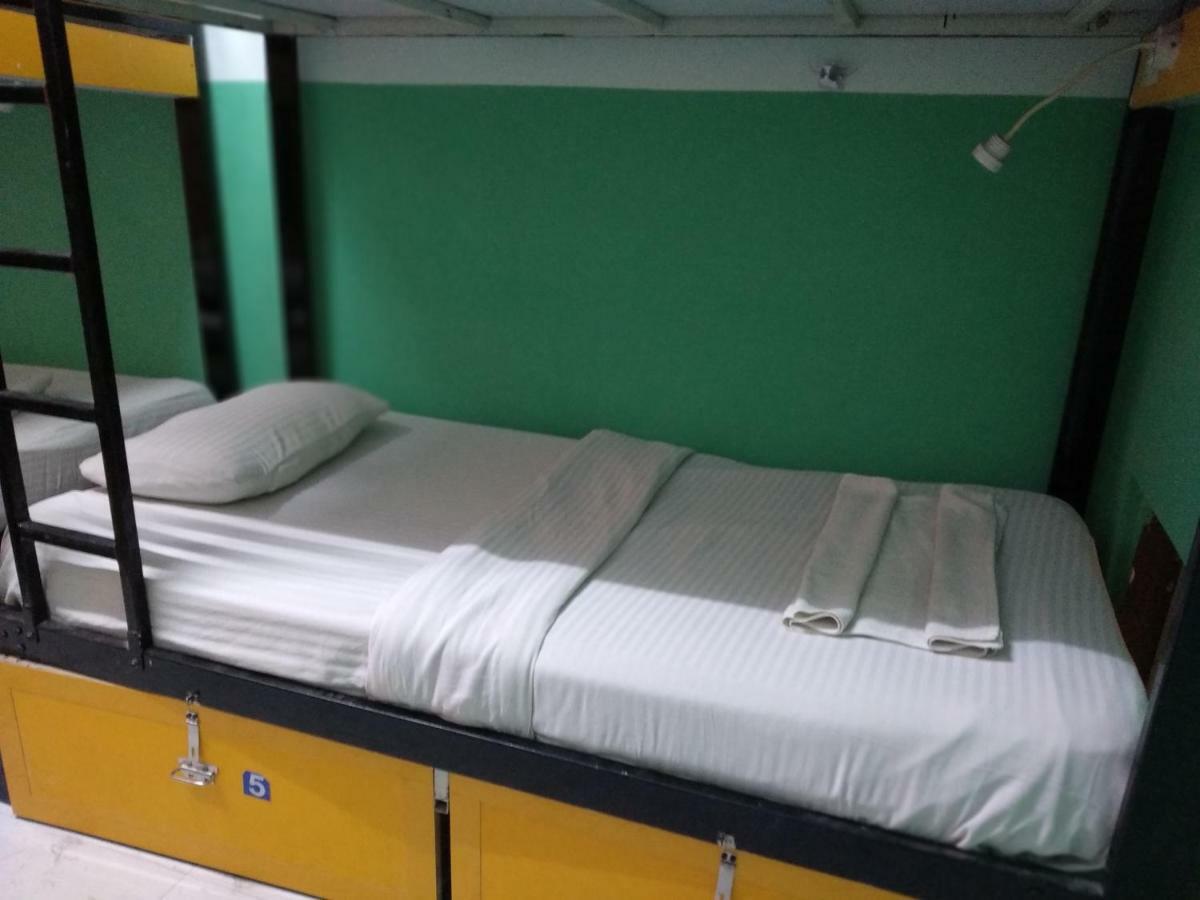 Bunk Hostel Delhi نيودلهي المظهر الخارجي الصورة